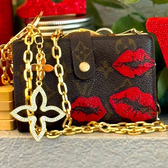 Louis Vuitton Handbags - - Louis Vuitton Monogram Porte Monnaie Billets Viennois Bifold Wallet/converted